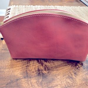 NEW! 🦄 Portland Leather Goods Total Eclipse bag.